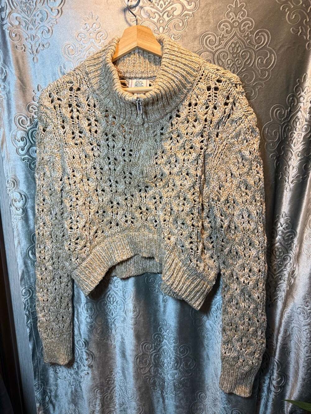 BDG Urban Outfitters Women's Size M Open Knit Quarter Zip Cropped Sweater
